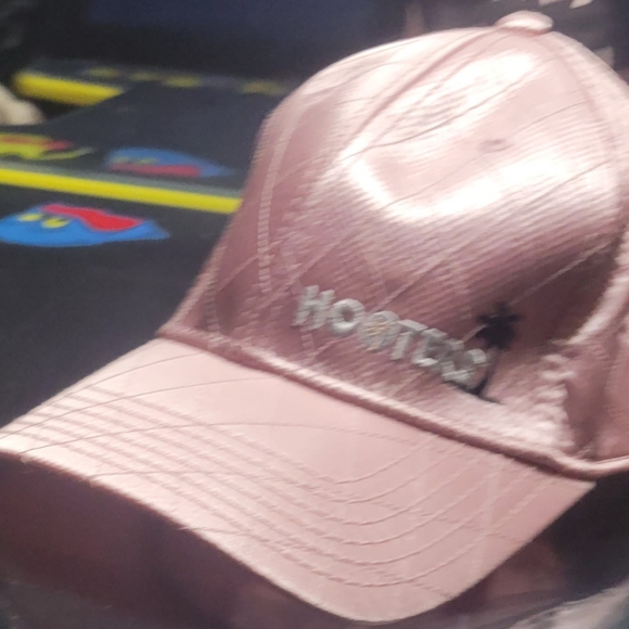 Hooter Hat - Picture 1 of 4